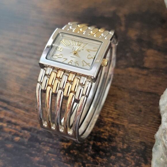 Vintage Watches Vivani Two Tone Stretch Band Rectangular Dial Quartz Watch - Picture 2 of 10